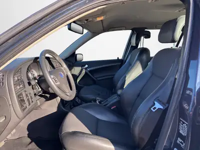 SAAB 9-5 2.3T Vector — Break dynamique, moteur turbo, historique complet — Miniatur 9