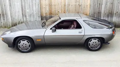 Porsche 928 S 1981 — Chef-d'œuvre sportif, moteur V8 4.7L sans accident — côté