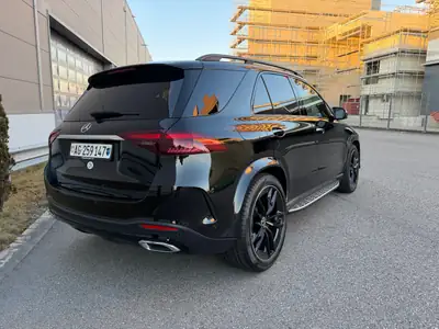 Mercedes-Benz GLE 300 d 4Matic — SUV 7 places, diesel hybride, facelift 2024 — intérieur