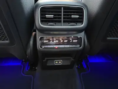 Mercedes-Benz GLE 300 d 4Matic — SUV 7 places, diesel hybride, facelift 2024 — Miniature 9