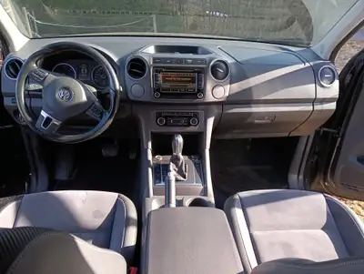 Volkswagen Amarok 2.0 BiTDI Highline 4Motion — Pick-up robuste, 365'000 km, transmission automatique — interni