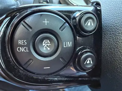 MINI Cooper S Steptronic – Dynamique et économe à la fois — Thumbnail 9