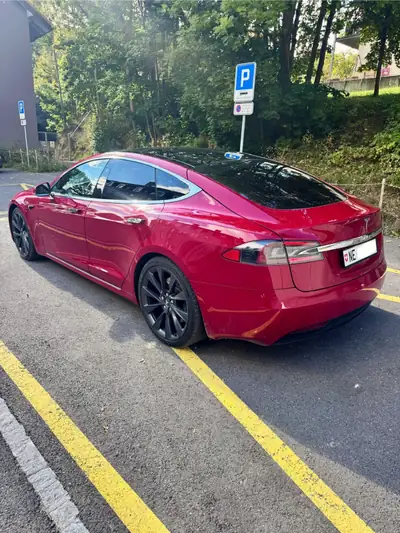 Tesla Model S 100 D — Berline électrique haute performance, batterie neuve 2025 — arrière
