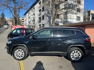 Jeep Compass 1.3 T PHEV S AWD — Hybride rechargeable, 43'000 km seulement — Miniature 11