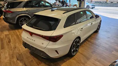 CUPRA Leon ST 2.0 TSI VZ — Break sportif 333 ch, tous terrains, quasi neuf — Thumbnail 11