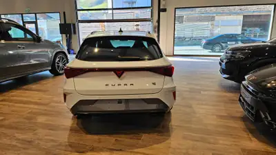 CUPRA Leon ST 2.0 TSI VZ — Break sportif 333 ch, tous terrains, quasi neuf — Thumbnail 12