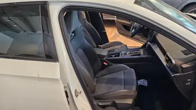 CUPRA Leon ST 2.0 TSI VZ — Break sportif 333 ch, tous terrains, quasi neuf — Thumbnail 19