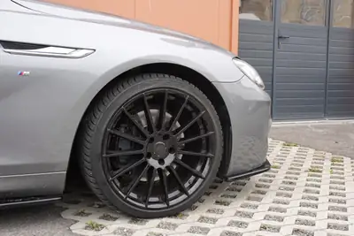 BMW 640i Gran Coupé xDrive — Coupé 4 portes premium, toit ouvrant et technologie Head-Up — tableau de bord