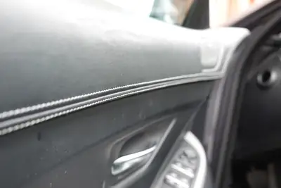 BMW 640i Gran Coupé xDrive — Coupé 4 portes premium, toit ouvrant et technologie Head-Up — Miniature 14
