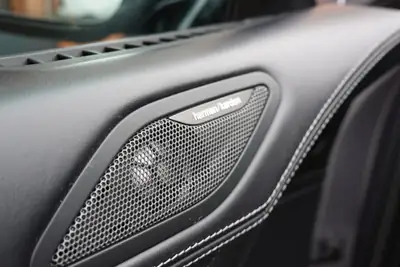 BMW 640i Gran Coupé xDrive — Coupé 4 portes premium, toit ouvrant et technologie Head-Up — Miniature 13