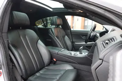 BMW 640i Gran Coupé xDrive — Coupé 4 portes premium, toit ouvrant et technologie Head-Up — Miniature 29