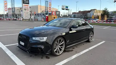 Audi RS5 Coupé 4.2 FSI — 450 ch, performances extrêmes et élégance intemporelle — Außenansicht