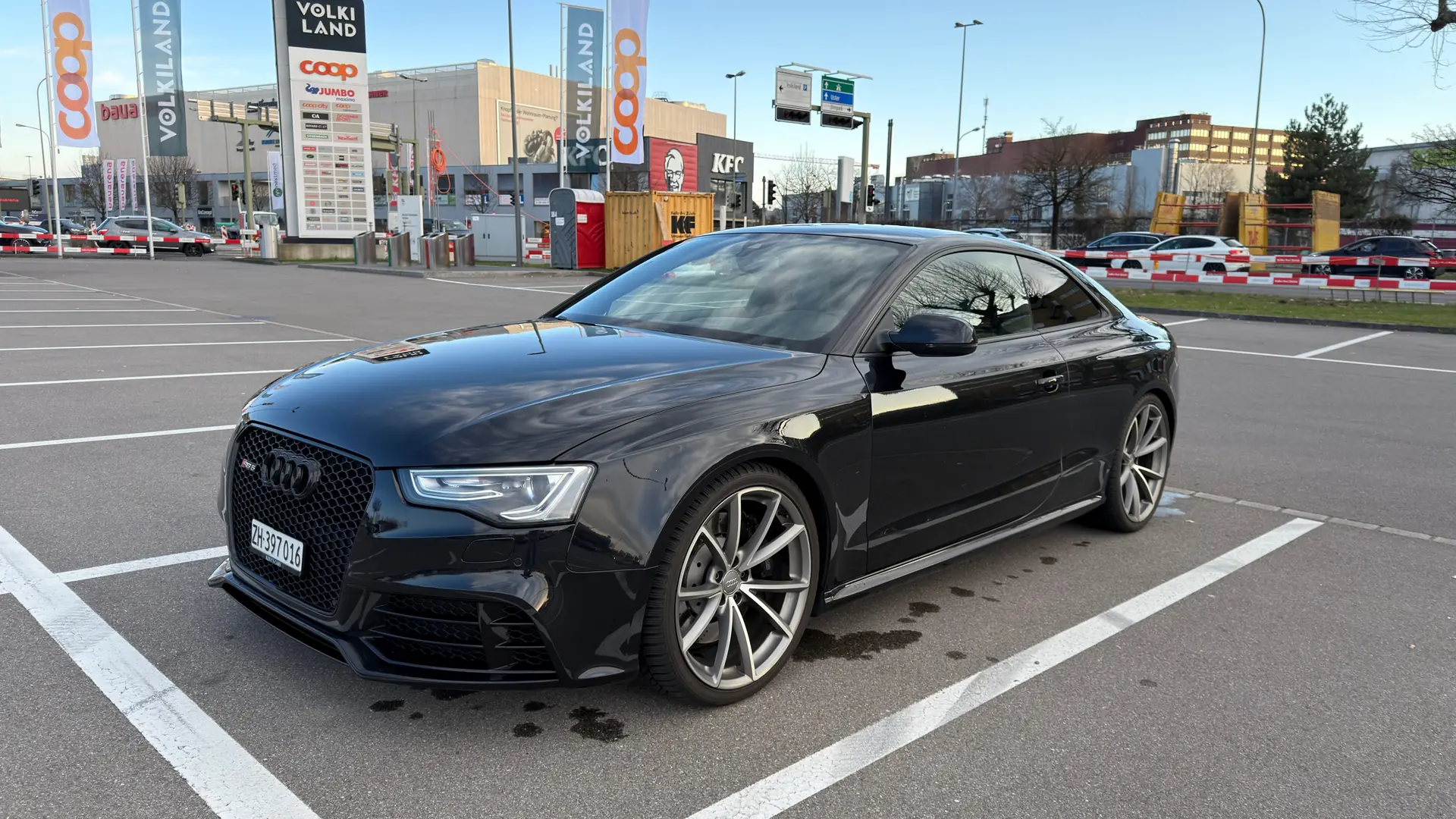 Audi RS5 Coupé 4.2 FSI — 450 ch, performances extrêmes et élégance intemporelle — Außenansicht