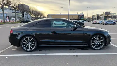Audi RS5 Coupé 4.2 FSI — 450 ch, performances extrêmes et élégance intemporelle — Miniatur 19