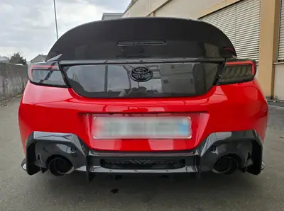 Toyota GR 86 2.4 Turbo Sport+ — Sportive pure, 350 ch et seulement 13'000 km — Miniature 9