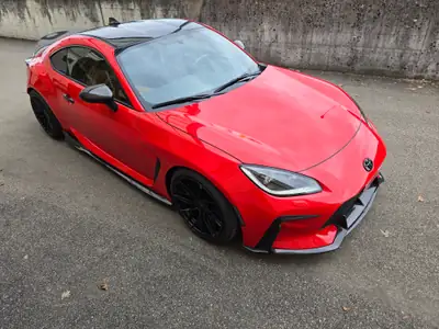 Toyota GR 86 2.4 Turbo Sport+ — Sportive pure, 350 ch et seulement 13'000 km — Miniature 8