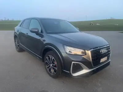 Audi Q2 35 TFSI S line — Compact premium affûté, équipements haut de gamme — vista esterna