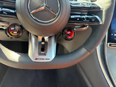 Mercedes-Benz GLC 43 AMG Executive Edition — SUV haute performance, 435 ch et technologie 4MATIC — Miniatur 21