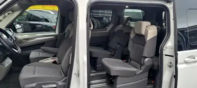 VW T7 Multivan 2.0 TDI DSG — Monospace 7 places, diesel efficace et spacieux — intérieur