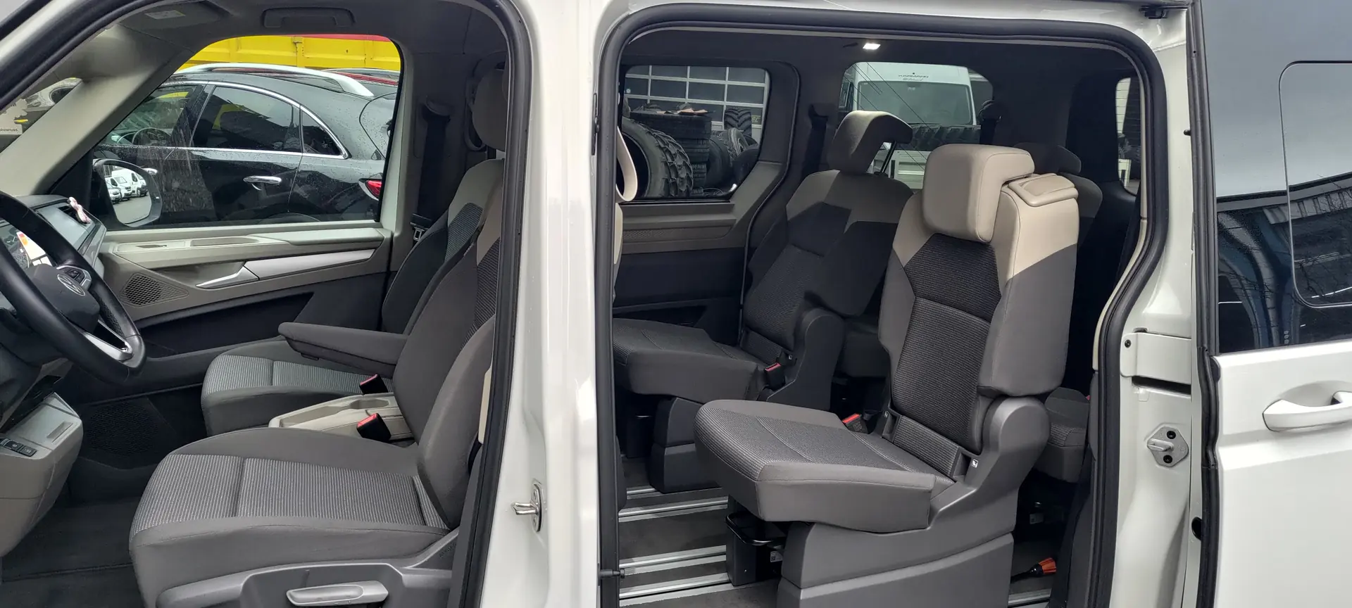 Volkswagen T7 Multivan 2023 occasion Siggenthal-Staion — 4