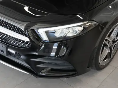 Mercedes-Benz A 180 AMG Line — Berline compacte premium, seulement 34'000 km — rear view