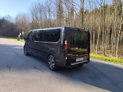 Opel Vivaro 1.6 CDTI Combi+ — Monospace 9 places fiable, entretien complet — interni
