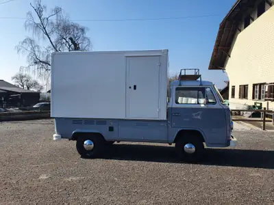VW T2 1977 — Légendaire Foodtruck, Authentique Première Génération — côté