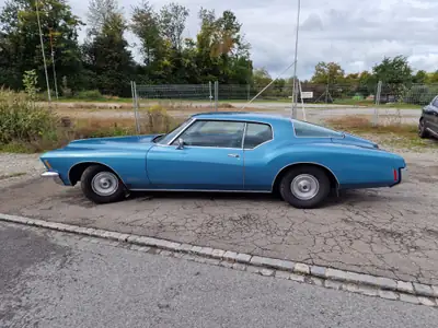 Buick Riviera Boattail 1971 — Chef-d'œuvre américain, 320 ch et design légendaire — vista posteriore