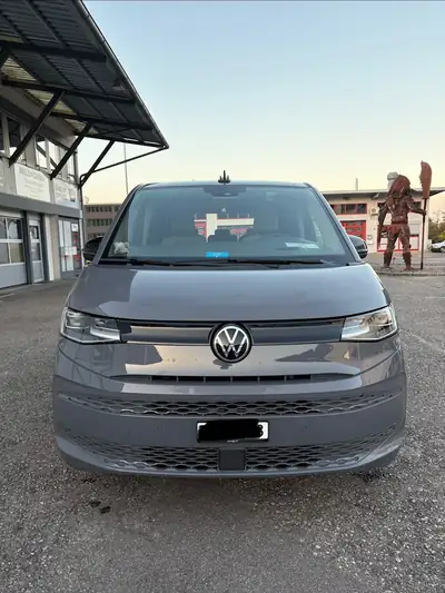 VW T7 Multivan 1.4 eHybrid Liberty — Monospace hybride rechargeable, 60'000 km — détail