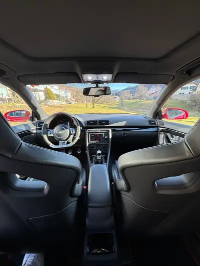 Audi RS4 Avant 4.2 V8 quattro — Break sportif de légende, 420 ch sans compromis — Thumbnail 9