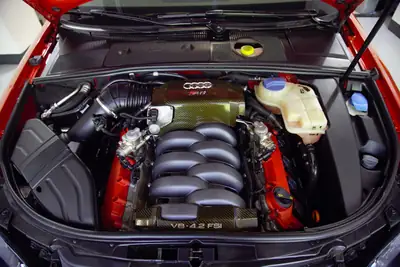 Audi RS4 Avant 4.2 V8 quattro — Break sportif de légende, 420 ch sans compromis — Thumbnail 12