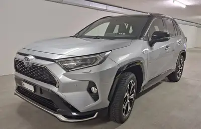 Toyota RAV-4 2.5 PHEV Platinum — Hybride rechargeable 306 ch, 44'000 km seulement — vue extérieure