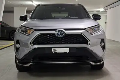 Toyota RAV-4 2.5 PHEV Platinum — Hybride rechargeable 306 ch, 44'000 km seulement — détail