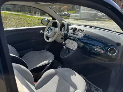 Fiat 500C 1.2 Pop — Cabriolet urbain iconique, parfait pour l'été — dashboard