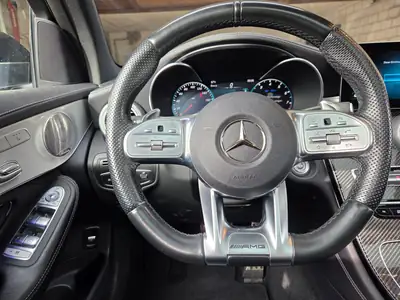 Mercedes-Benz GLC 63 AMG 4Matic — US-Import, 476 ch et état impeccable — Miniature 8
