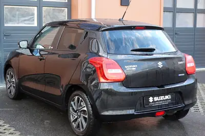 Suzuki Swift 1.2 Hybrid CVT — Citadine économe avec technologie MHEV et équipements premium — Miniature 7