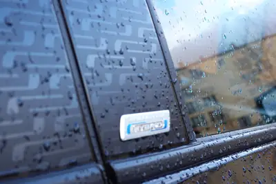 Suzuki Swift 1.2 Hybrid CVT — Citadine économe avec technologie MHEV et équipements premium — Miniature 10