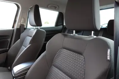 Suzuki Swift 1.2 Hybrid CVT — Citadine économe avec technologie MHEV et équipements premium — Miniature 15