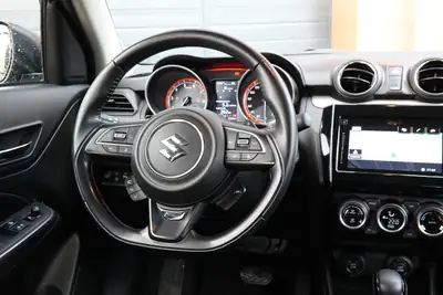 Suzuki Swift 1.2 Hybrid CVT — Citadine économe avec technologie MHEV et équipements premium — Miniature 25
