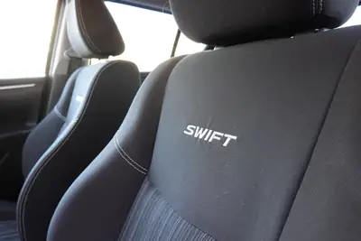 Suzuki Swift 1.2i 16V GL 4x4 — Citadine robuste et économique, 4x4 véritable — Miniature 12