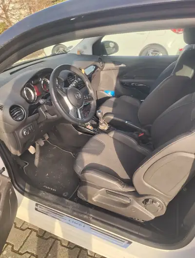 Opel Adam 1.0 ecoFLEX Turbo ROCKS — Citadine pétillante, entretien impeccable — Miniature 7