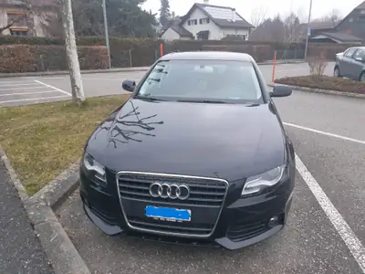 Audi A4 Limousine 1.8 TFSI — Berline polyvalente, 27'000 km, transmission stepless — vista posteriore