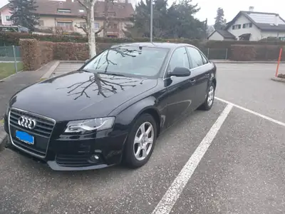 Audi A4 Limousine 1.8 TFSI — Berline polyvalente, 27'000 km, transmission stepless — vista esterna
