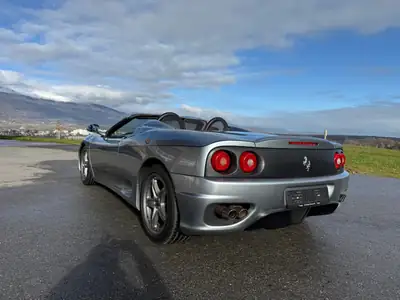 Ferrari F360 Spider 2001 — Cabriolet légendaire, 400 ch de pur plaisir — détail