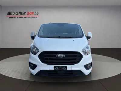 Ford Transit Custom 320 L2H1 — Van 9 places robuste, diesel économique et sans accident — exterior view