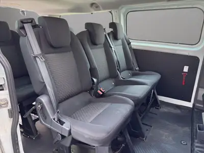 Ford Transit Custom 320 L2H1 — Van 9 places robuste, diesel économique et sans accident — Thumbnail 13