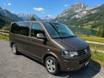 VW T5 Multivan 4Motion — Monospace 7 places, moteur diesel fiable et spacieux — fianco
