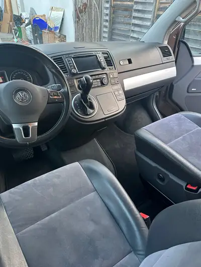 VW T5 Multivan 4Motion — Monospace 7 places, moteur diesel fiable et spacieux — Miniatura 9