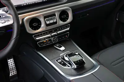 Mercedes-Benz G 350 d AMG Line — Le SUV iconique diesel, 35 000 km seulement — Thumbnail 12
