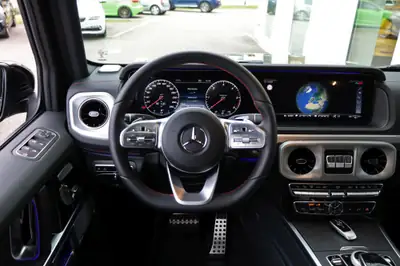 Mercedes-Benz G 350 d AMG Line — Le SUV iconique diesel, 35 000 km seulement — Thumbnail 11